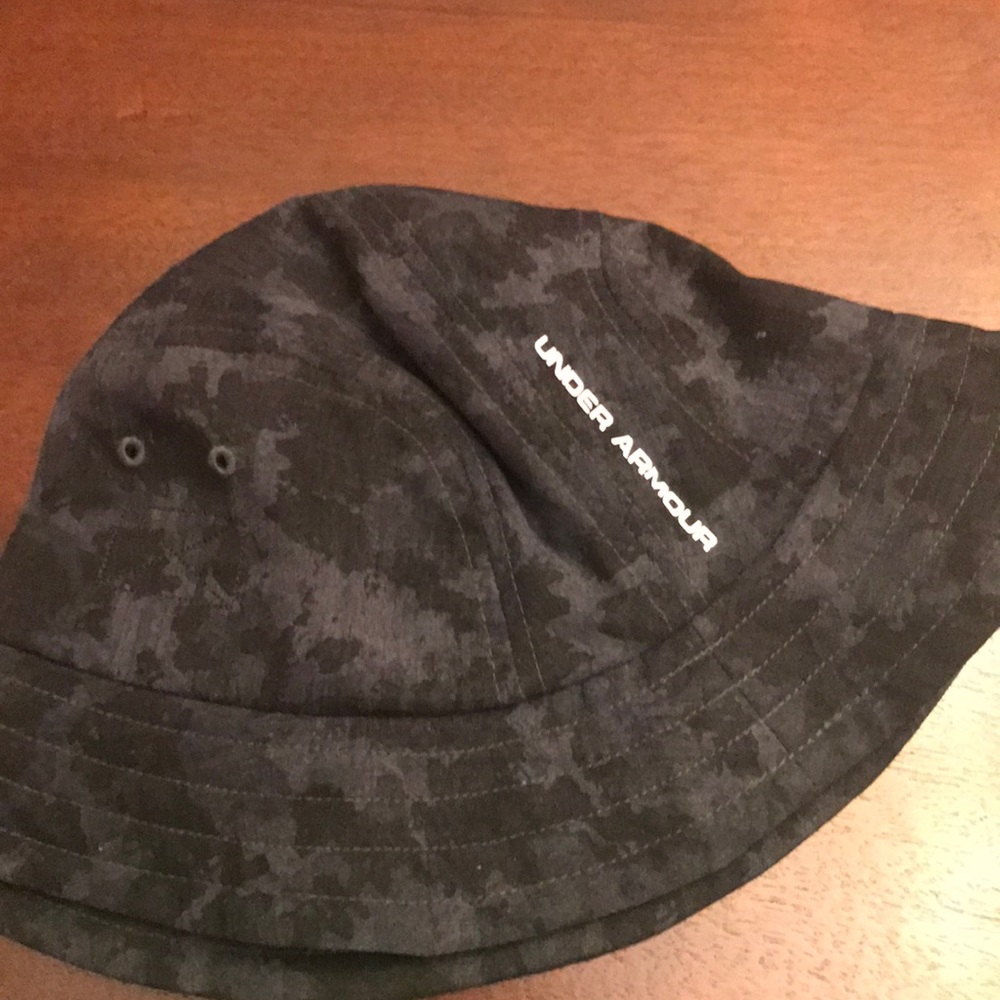 Under Armour sun hat
